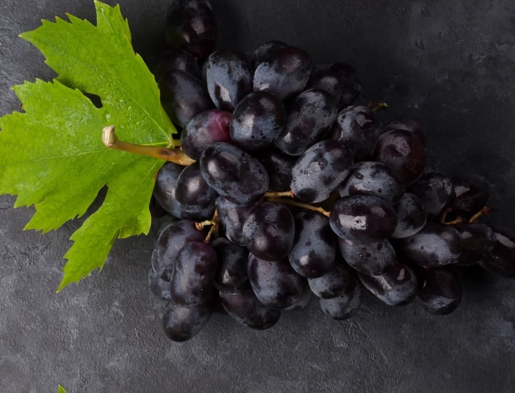 Image of Black Grapes